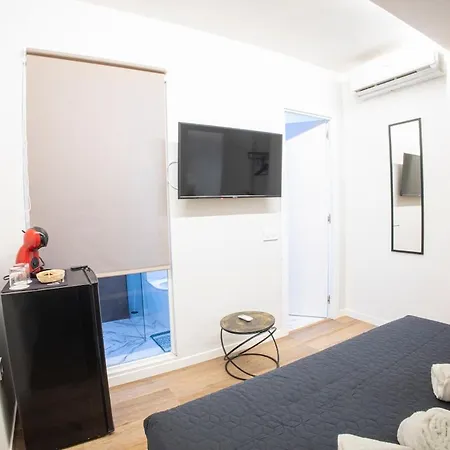 Quarto em Acomodações Particulares Office Habitación De Lujo 2 Personas *